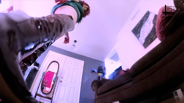 Giantess Poison Ivy Duplicates and Destroys City Jane Judge Sarah DiAvola Jane Judge — photo 7