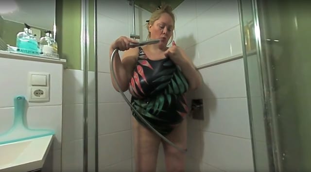Wild Boobs Bouncing in The Shower With Maggy MajaMagic — photo 7