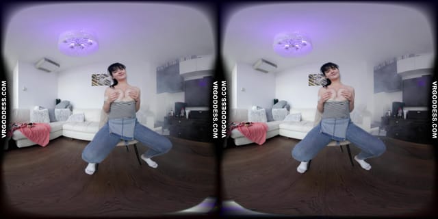 Big Boob Model Sofie Striptease Dildo Masturbation Until She Cums VRgoddess — photo 4