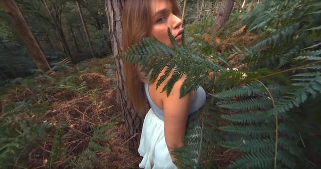 Nataliia In The Forest BlissAVR — photo 1