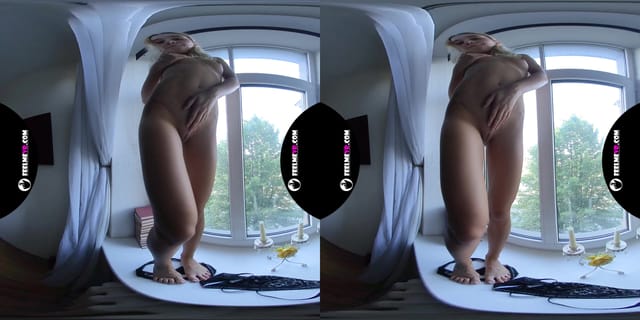 Kelly Skinny Teenager Window Striptease 180VR FeelmeVR — photo 3