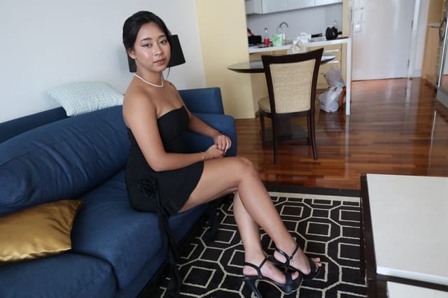 18yo Thai Model Loves To Fuck On First Date Gigi VRinAsia — photo 3