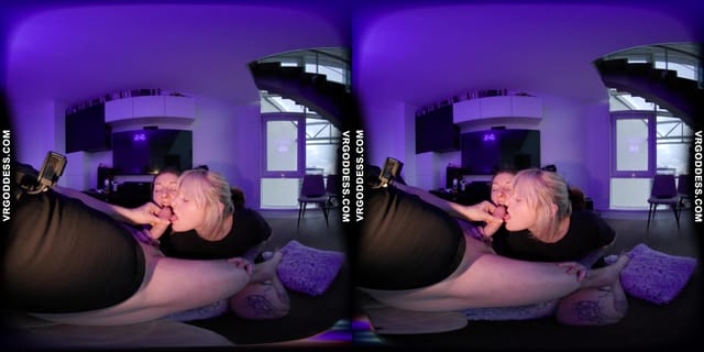 Behind The Scenes Double Blowjob Mouthcum From Rebeka Ruby And Her Friend Brille VRgoddess — photo 4