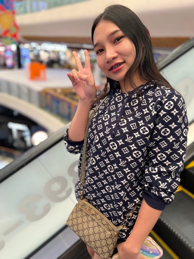 19yo Petite Beauty Wants To Become A Star VRinAsia — photo 5