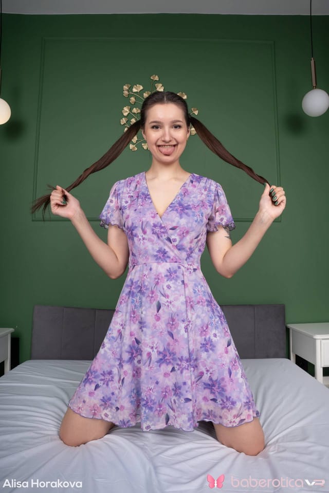 Rainbow Dildo Stretches Cute And Busty Alisa Horakova BaberoticaVR — photo 8