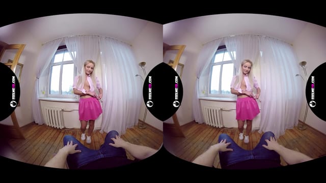 Sophia Sonne Sexy Blonde Stripper 180VR FeelmeVR — photo 9