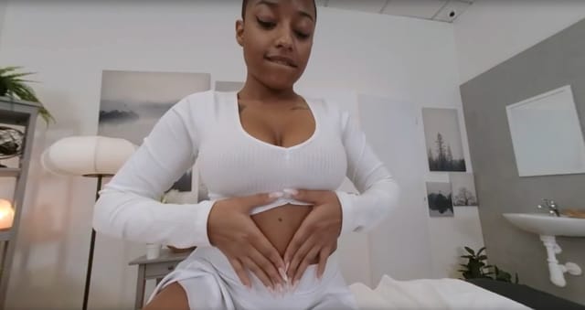 71 - Vicky Menage VR Massage — photo 6
