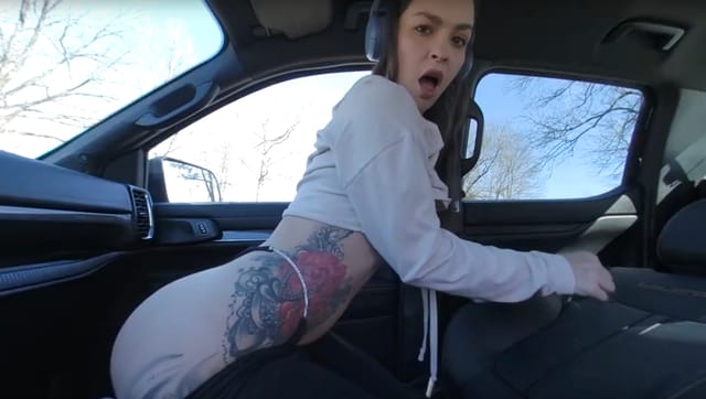 Yessica Pussy Masturbation in The Car Yessica Bunny PS-Porn — photo 8