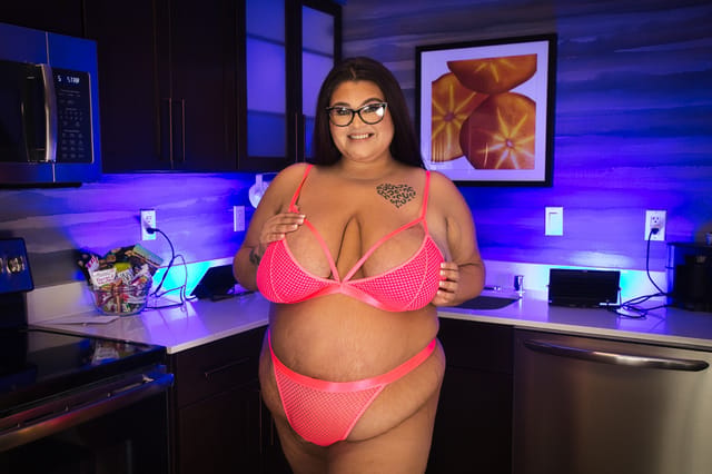 Taking Care Of Business Raven Belle BlushErotica — photo 6