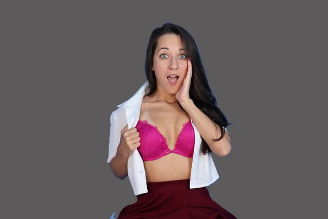 Tiny Tits Real Estate Agent Looking for Roommate [Passthrough] Freya Von Doom 3D Pickup — photo 6