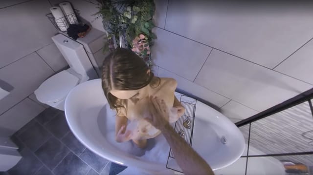 Sexy Surprise - Kali Kingsley LustyVR — photo 1