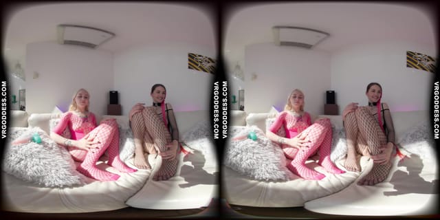 Alise And Alice On The Couch Both Masturbating Then Double Dildo Deep Penetration Lesbian Sex VRgoddess — photo 4